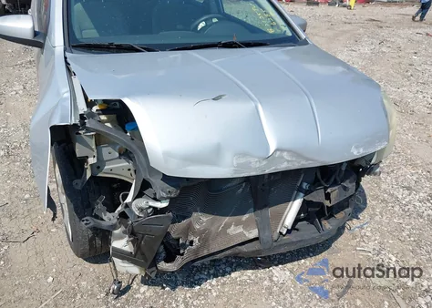 2010 Nissan Sentra 2.0 z USA, uszkodzony, nr VIN 3N1AB6AP7AL606285